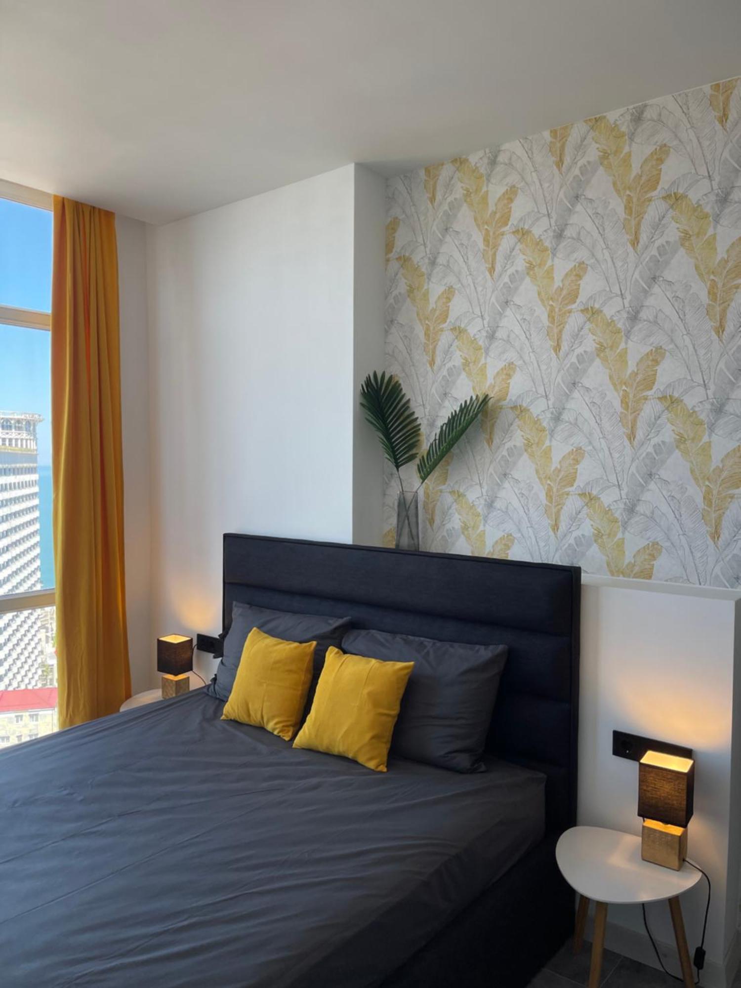 Green House Batumi Apartment Ngoại thất bức ảnh