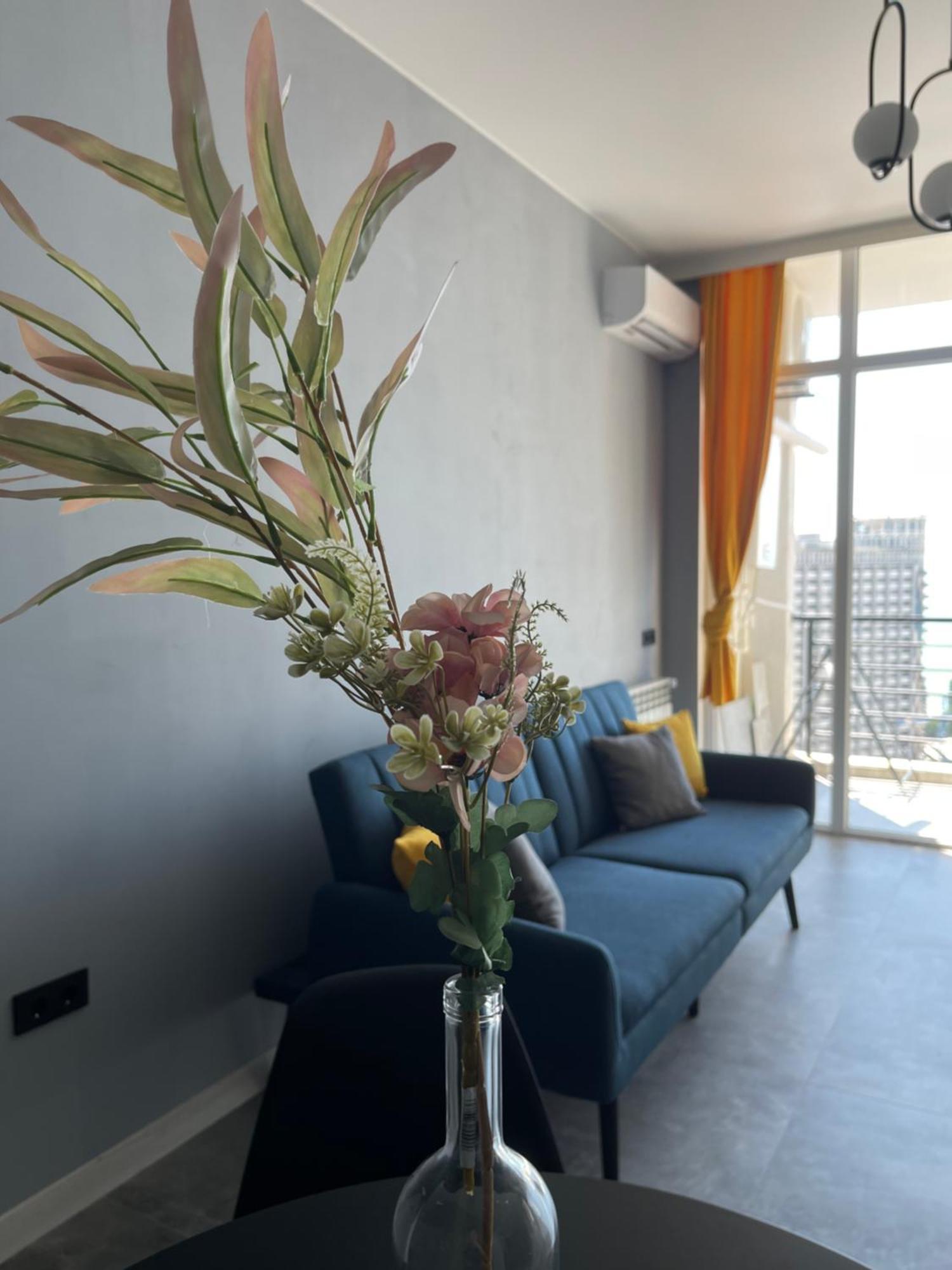 Green House Batumi Apartment Ngoại thất bức ảnh
