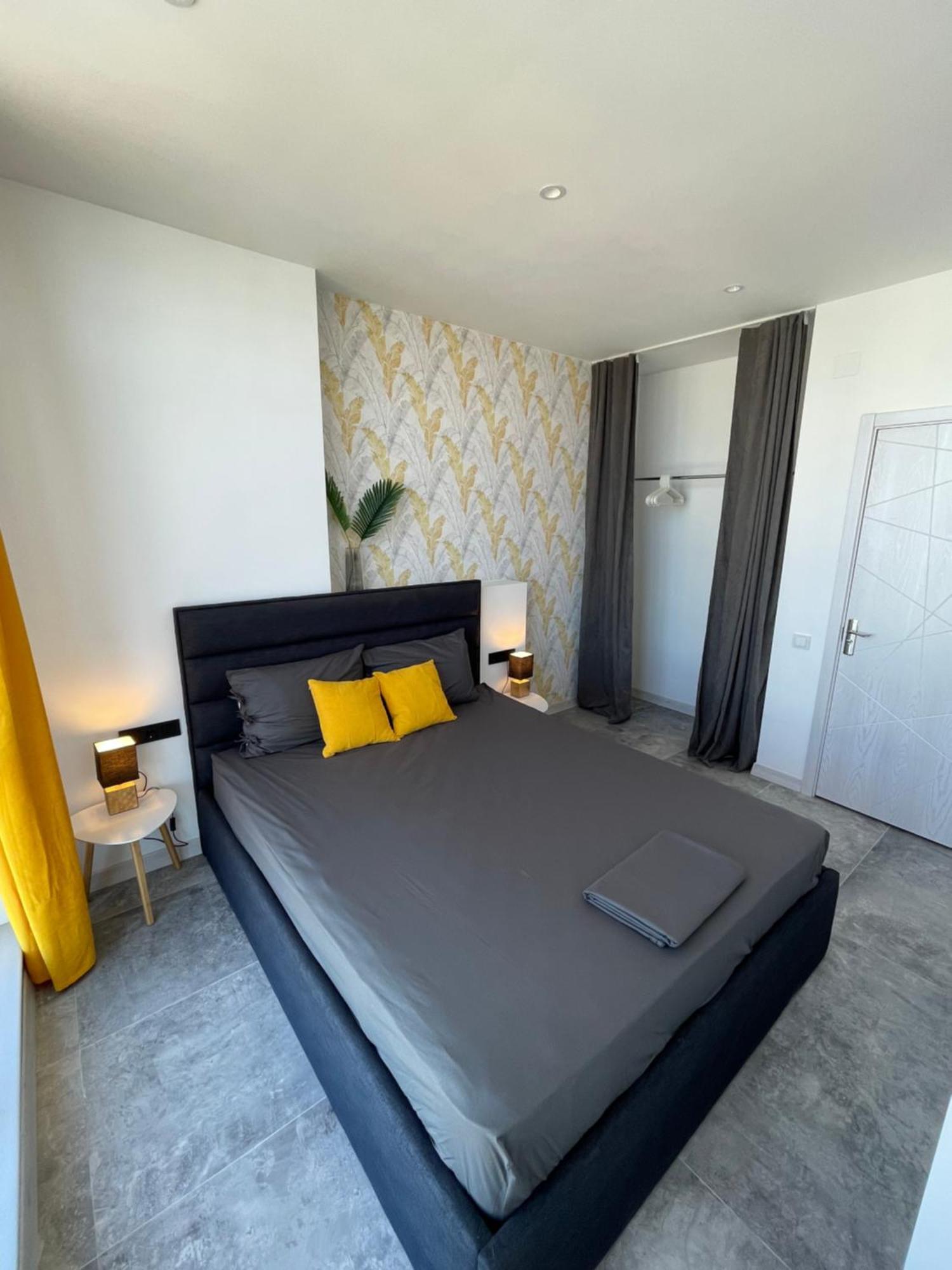 Green House Batumi Apartment Ngoại thất bức ảnh