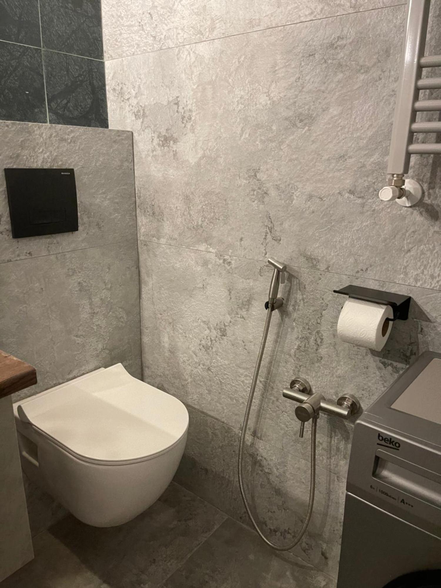 Green House Batumi Apartment Ngoại thất bức ảnh