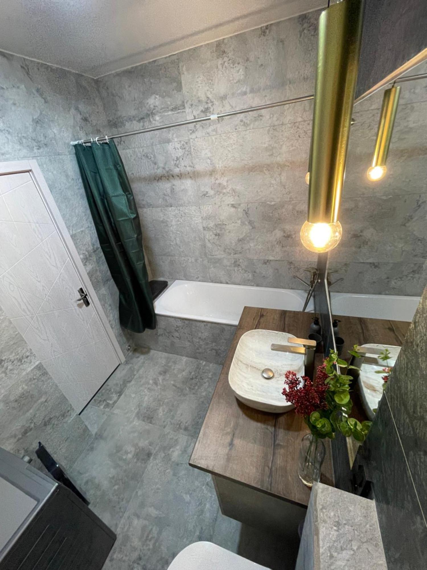 Green House Batumi Apartment Ngoại thất bức ảnh